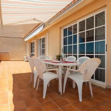 Avenida * פוארטו דה סנטיאגו